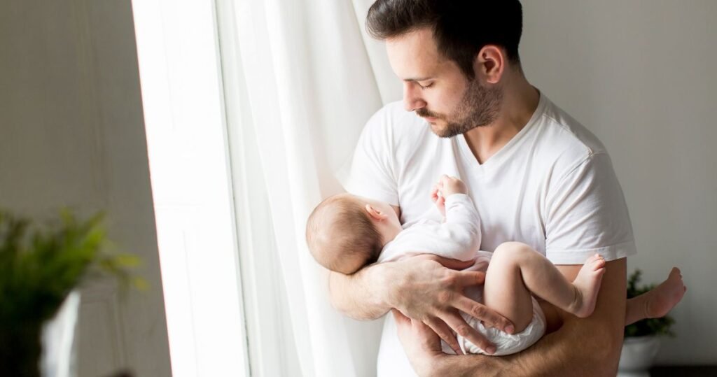 Ways Dads Can Bond with Their Newborn